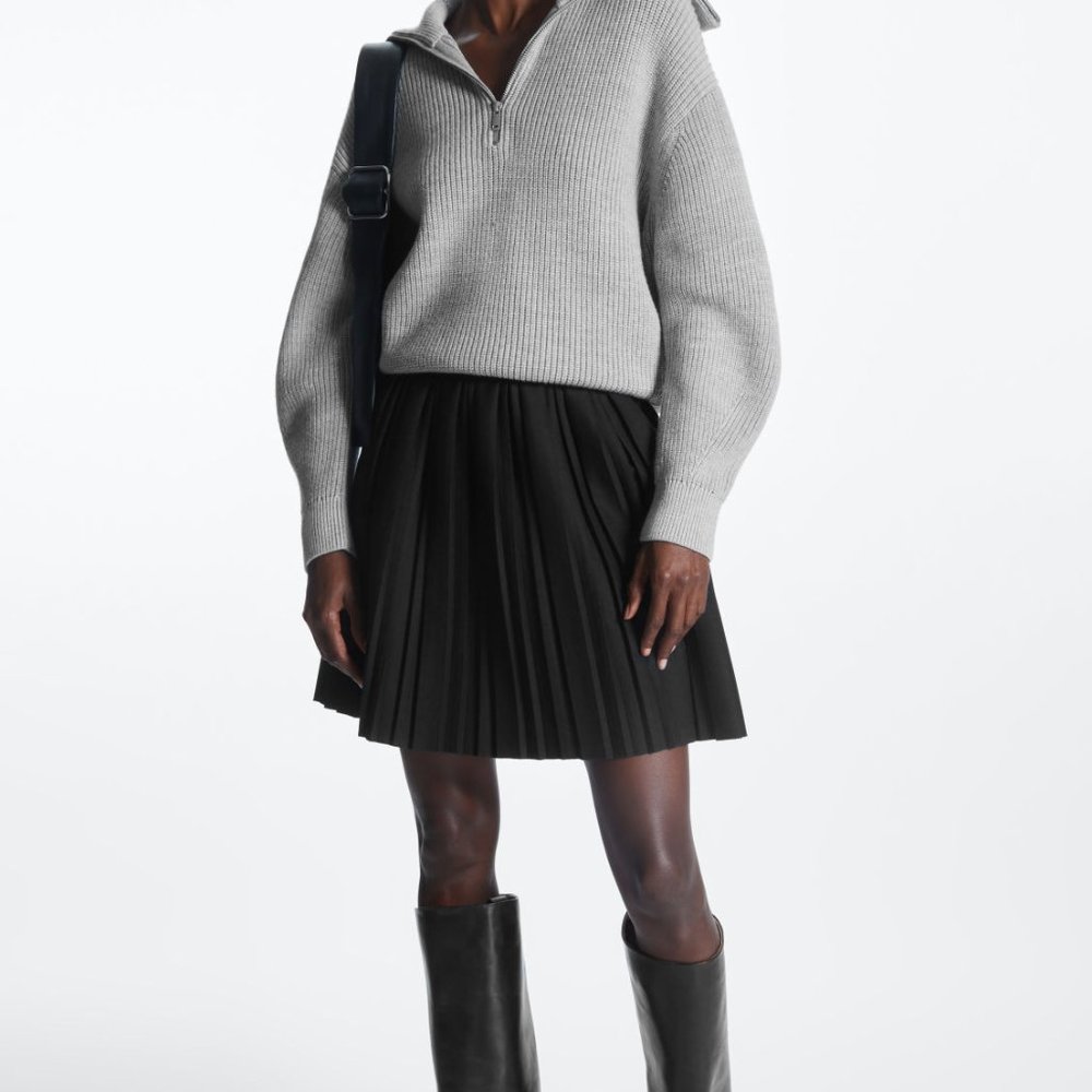 COS PLEATED WOOL-BLEND SKIRT w Pockets
